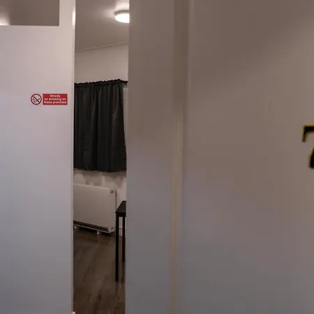 Vr Apartments Glasgow Room photo
